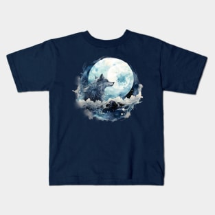 Wolf looking at full moon Kids T-Shirt
